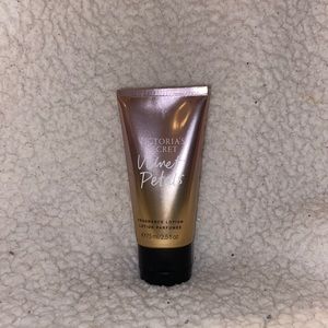 Travel size VS Velvet Petals Lotion